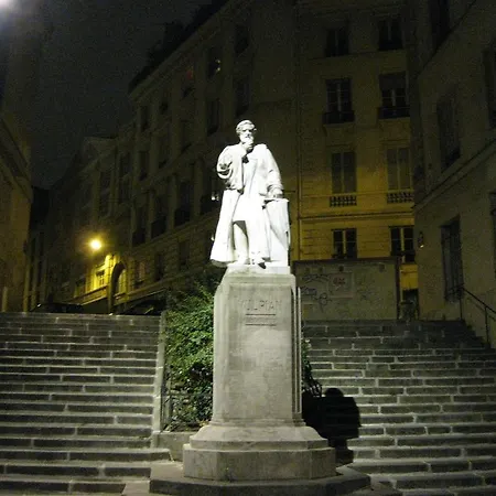 Studio Monsieur Le Prince * Paris